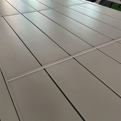Couchette en aluminium en rotin en extérieur pliée de style moderne pour table de thé de jardin de luxe