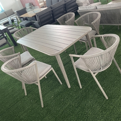 Meubles de jardin en extérieur Bistro en aluminium canapé en rotin ensemble avec table basse de luxe