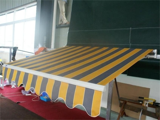 Tente rétractable pour l'ombre au soleil 3,5*2,5 m Tente manuelle extérieure de type entièrement ouverte N.W 9