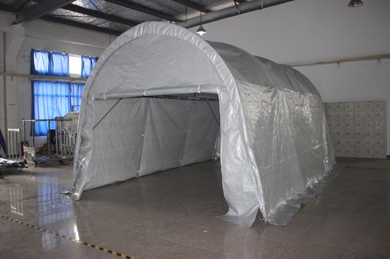 Couverture de garage pliable pour voiture pour l'ombre et le stockage portables