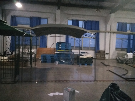Patio extérieur Carport avec cadre en acier 3 * 3M Parfum jardin Blanc toit de canopée de mariage