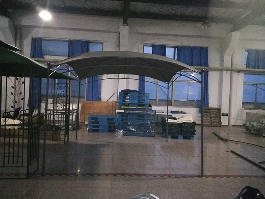 Patio extérieur Carport avec cadre en acier 3 * 3M Parfum jardin Blanc toit de canopée de mariage