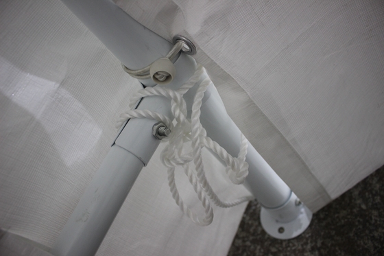 360*600*340cm Tente mobile en plastique Carport avec bois naturel traité sous pression