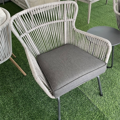 Ensemble de meubles de jardin en extérieur Canapé en rotin en aluminium avec table à thé et chaises de bistrot
