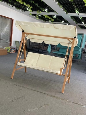 Chaise de balançoire pour trois personnes avec cadre métallique et parapluie en tissu
