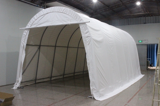 Parking gonflable confortable et durable Package d'abri de lavage de voiture Taille 228*46*10cm
