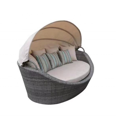 Couleur personnalisée Bistro Set Design moderne Canapé en aluminium en rotin Avec table à thé