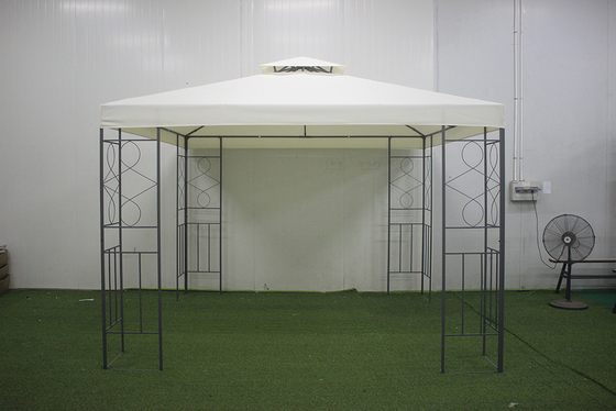 Créez un espace extérieur élégant et fonctionnel avec le pavillon de gazebo en acier de 3x3 m