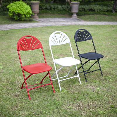 Siège en plastique blanc Siège pliable en métal empilable pour jardin en plein air Parcs de mariage