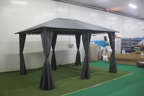 Polyester Canopy Gazebo de mode 3X3.5CM pour des événements extérieurs faciles à assembler