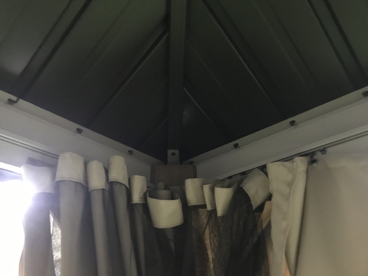 3X3X2.75M Pergola métallique Pavillon extérieur pour fournitures de jardinage avec pont de pergolas