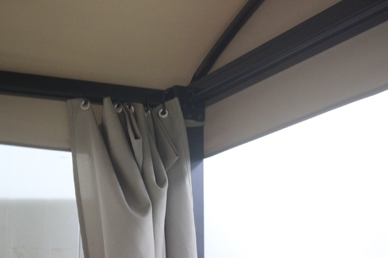 Tissu en polyester 2.08*2.2*1.8M Chambre décapotable pour le porche