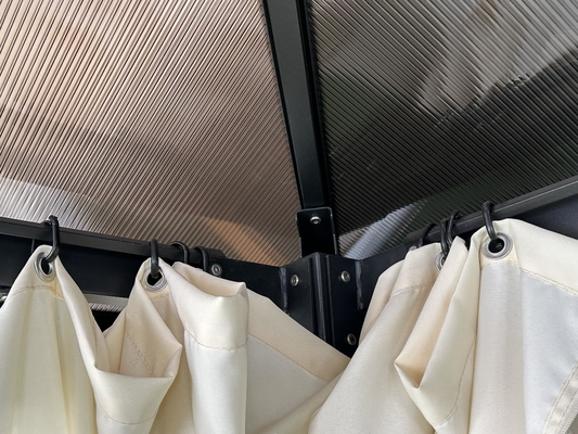 Jardin extérieur 3x3x2.6M Hard Top Gazebo avec plafond en PVC facile à assembler et robuste